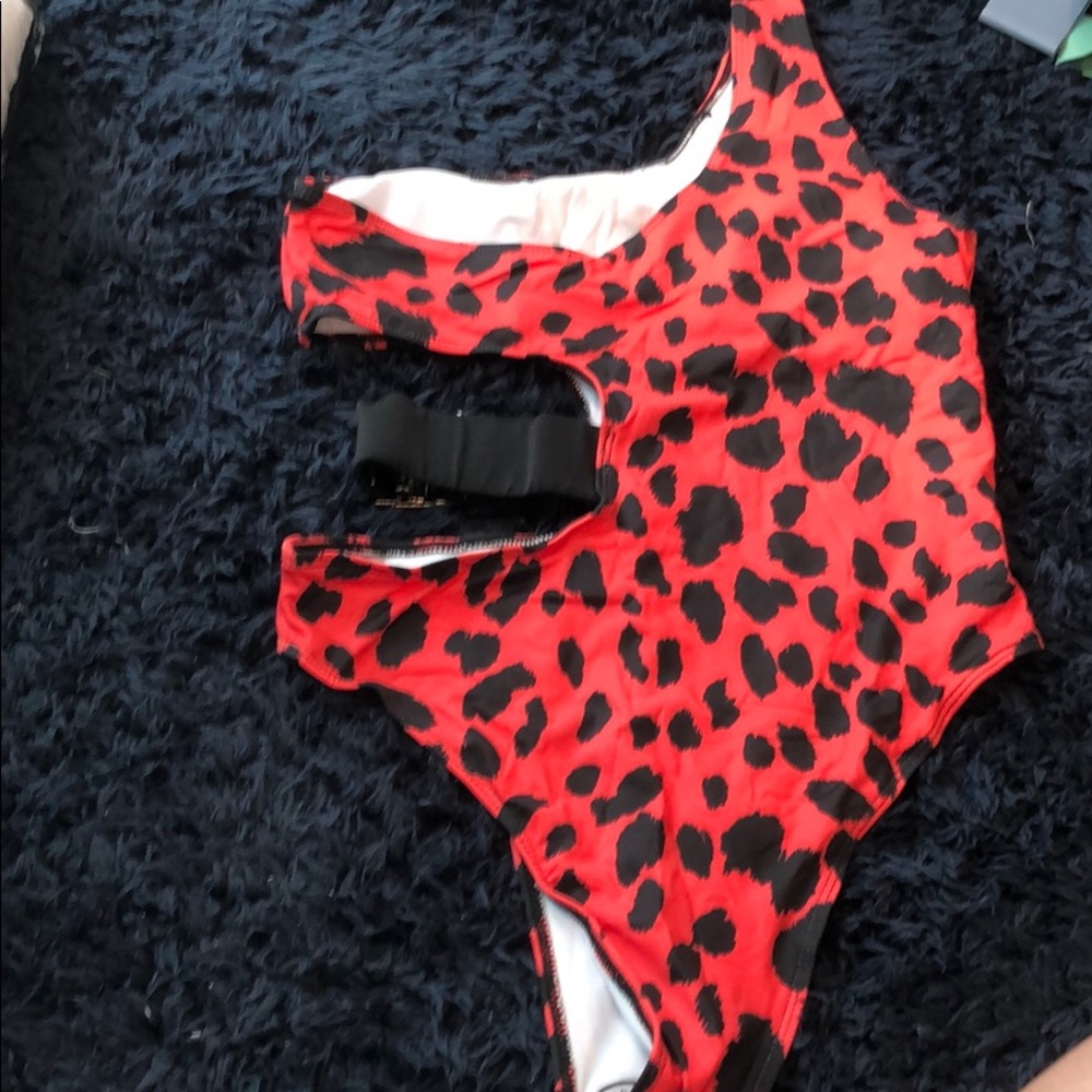 Red leopard one piece - Picture 2 of 2